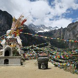 Balagezong Snow Mountain  Vievs of Balagezong Snow Mountain in the Shangri-La Grand Canyon national park (and yes: we have been driven to this spot by a national park bus).